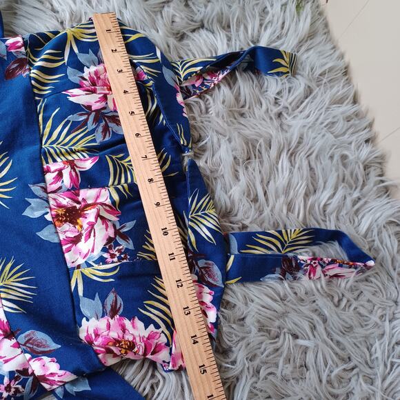 Ixia Modcloth Floral Retro Pinup Rockabilly Travel Cruise Dress Size M USA - Picture 3 of 6